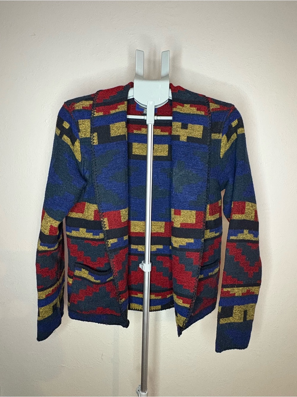 Forever 21 Geometric Open-Front Jacket in Blue, Red & Gold